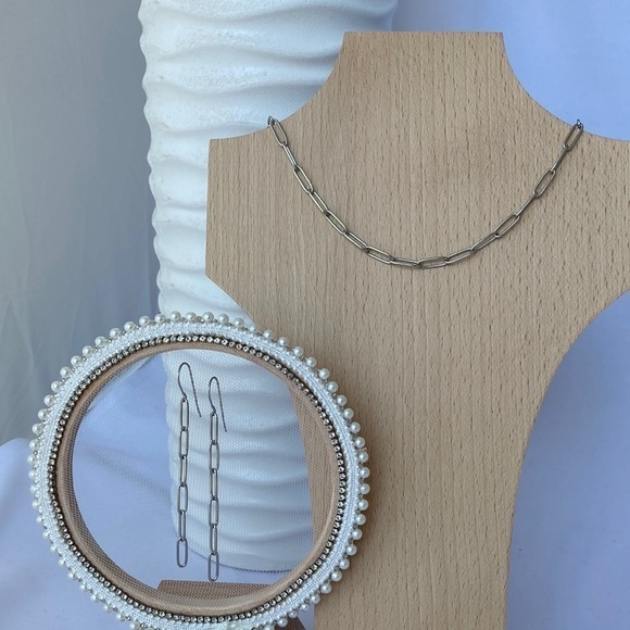 STAINLESS Steel Paperclip Necklace & Earring Set - Picture 6 of 13